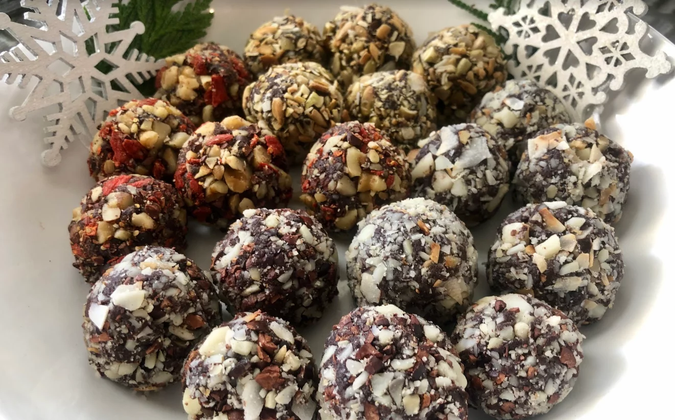 Chocolate Truffle Balls festive